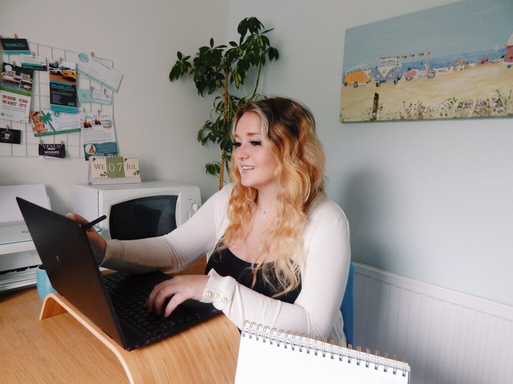 Website Designer at CRJ Design